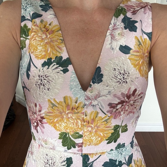 Floral Sleeveless Dress - Picture 3 of 11
